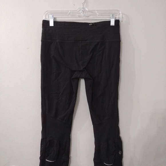 ATHLETA BLK Black Crop Legging Capri Women’s Size S.    (J4) - Picture 5 of 5
